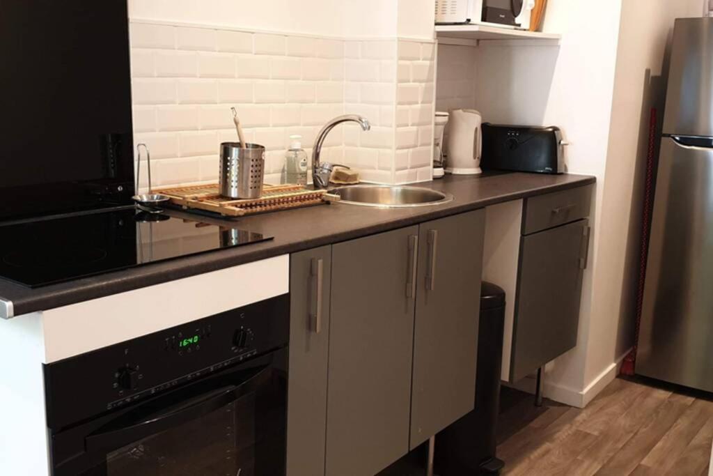 Appartement Cosy Proche Du Chu รูออง ภายนอก รูปภาพ